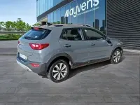 Usado Kia Stonic Plus 120 CV (88 kW) 2022 Gris SUV