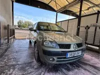 Usado Renault Clio 75 CV (55 kW) 2001 Verde Berlina