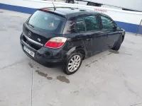Usado Opel Astra Enjoy 100 CV (73 kW) 2005 Negro Berlina
