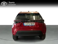 Usado Toyota Yaris Cross Active 130 CV (95 kW) 2025 Rojo SUV