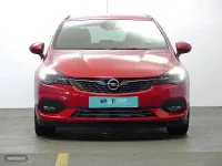 Usado Opel Astra Sport 110 CV (80 kW) 2019 Rojo Familiar