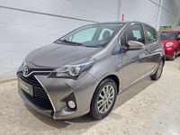 Usado Toyota Yaris Active 100 CV (73 kW) 2017 Gris Utilitario