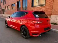 Usado Seat Leon CONNECT 110 CV (80 kW) 2016 Rojo Berlina