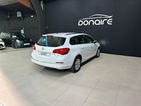 Usado Opel Astra Business 140 CV (102 kW) 2016 Blanco Familiar