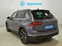 Usado VW Tiguan Life 150 CV (110 kW) 2023 Gris SUV