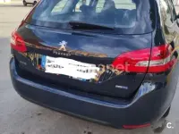 Usado Peugeot 308 Access 100 CV (73 kW) 2015 Negro Berlina
