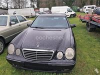 Usado Mercedes E270 Avantgarde 170 CV (125 kW) 2002 Negro Berlina