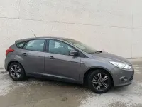 Usado Ford Focus Titanium 115 CV (84 kW) 2014 Gris / plata Berlina