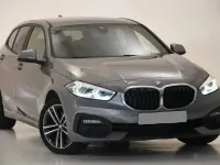 Usado BMW 118 150 CV (110 kW) 2022 Gris / plata Utilitario