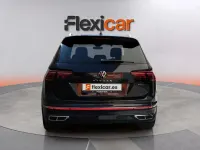 Usado VW Tiguan R-line 200 CV (147 kW) 2022 Negro SUV