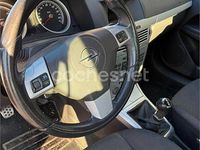 Usado Opel Astra GTC Sport 120 CV (88 kW) 2006 Rojo Berlina