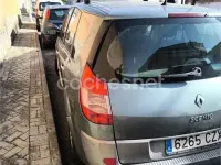 Usado Renault Grand Scénic Expression 120 CV (88 kW) 2004 Verde Monovolumen