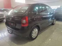Usado Citroën Xsara Picasso 110 CV (80 kW) 2005 Negro Monovolumen