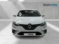 Usado Renault Mégane II Zen 140 CV (102 kW) 2022 Blanco Berlina