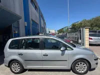 Usado VW Touran Edition 105 CV (77 kW) 2009 Gris / plata Monovolumen