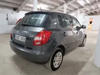 Usado Skoda Fabia 60 CV (44 kW) 2008 Gris / plata Berlina