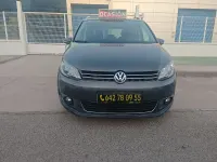 Usado VW Touran Advance 140 CV (102 kW) 2012 Gris / plata Monovolumen