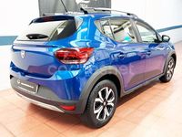 Usado Dacia Sandero Comfort 91 CV (66 kW) 2022 Azul Berlina