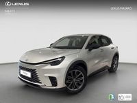 Usado Lexus LBX 136 CV (100 kW) 2025 Gris SUV