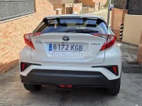 Usado Toyota C-HR Advance 122 CV (89 kW) 2018 Blanco SUV
