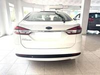 Usado Ford Mondeo Trend 167 CV (122 kW) 2019 Blanco Berlina