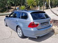 Usado BMW 320 177 CV (130 kW) 2008 Gris / plata Familiar