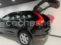 Usado Volvo XC60 R-Design Momentum 150 CV (110 kW) 2017 Negro SUV