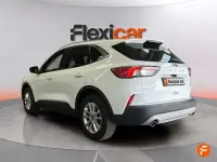 Usado Ford Kuga Titanium 225 CV (165 kW) 2023 Blanco SUV