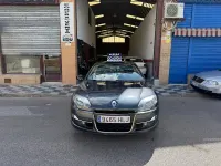 Usado Renault Laguna III GT 150 CV (110 kW) 2012 Gris / plata Berlina