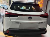 Usado Lexus UX Business Edition 184 CV (135 kW) 2021 Blanco SUV