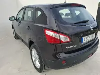 Usado Nissan Qashqai Acenta 106 CV (77 kW) 2010 Negro SUV