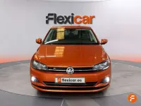 Usado VW Polo Advance 95 CV (69 kW) 2020 Naranja Utilitario