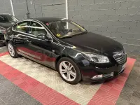 Usado Opel Insignia Sport 160 CV (117 kW) 2011 Negro Berlina