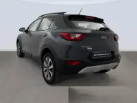 Begagnad Kia Stonic 100 HK (73 kW) 2021 Grå SUV