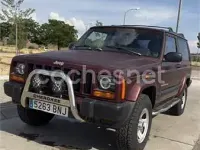 Usado Jeep Cherokee Sport 115 CV (84 kW) 2001 Granate SUV