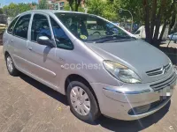 Usado Citroën Xsara Picasso 110 CV (80 kW) 2006 Gris / plata Monovolumen
