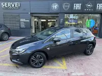 Usado Opel Astra Dynamic 136 CV (100 kW) 2019 Negro Utilitario