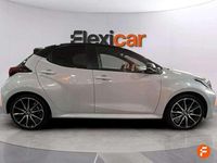 Usado Toyota Yaris Hybrid Sport 116 CV (85 kW) 2023 Gris Utilitario