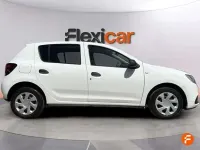 Usado Dacia Sandero Acces 75 CV (55 kW) 2018 Blanco Utilitario