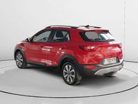 Usado Kia Stonic 100 CV (73 kW) 2024 Rojo SUV