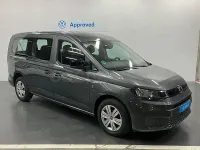 Usado VW Caddy Maxi 116 CV (85 kW) 2025 Gris / plata Monovolumen