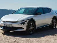 Usado Kia EV6 Air 167 kW (228 CV) 2023 Azul SUV