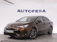 Usado Toyota Avensis Executive 143 CV (105 kW) 2015 Marron Berlina