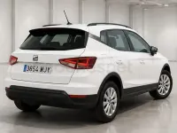 Usado Seat Arona Style 110 CV (80 kW) 2023 Blanco SUV