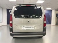 Usado Peugeot Rifter Allure 131 CV (96 kW) 2021 Gris seda (metalizado) Monovolumen