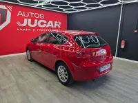 Usado Seat Leon Style 105 CV (77 kW) 2012 Rojo Berlina