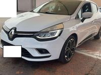 Usado Renault Clio IV Zen 90 CV (66 kW) 2018 Blanco Utilitario