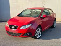 Usado Seat Ibiza SC Reference 80 CV (58 kW) 2010 Rojo Utilitario