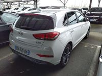 Usado Hyundai i30 120 CV (88 kW) 2024 Blanco Berlina