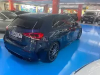 Usado Mercedes A180 116 CV (85 kW) 2021 Azul Berlina